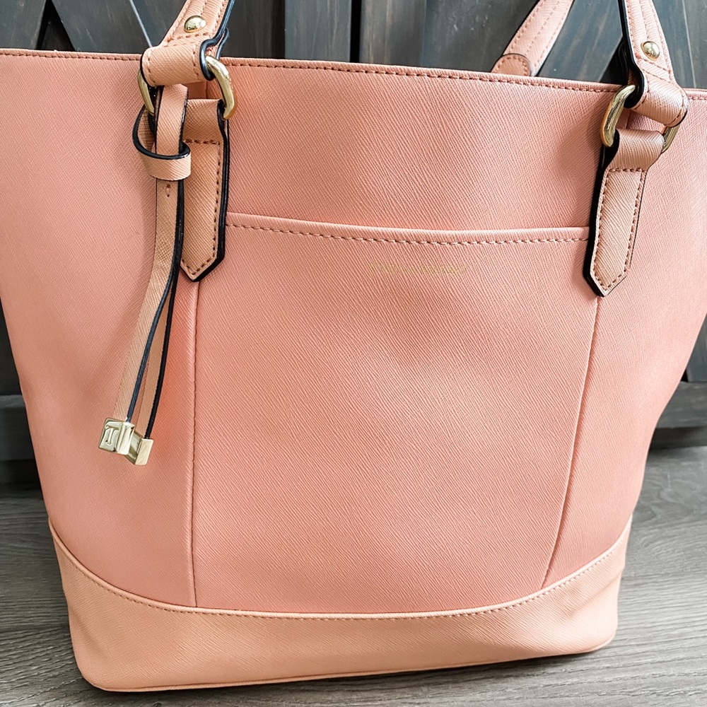 Tignanello Genuine Leather Tote Handbag Pink - Picture 2 of 9